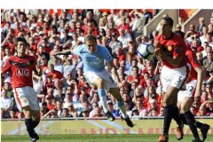 切尔西球员加纳乔比赛间隙玩手机引发争议与反思