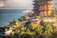 西甲联赛风云变幻：皇马领跑，阿尔瓦雷斯独占鳌头积分榜